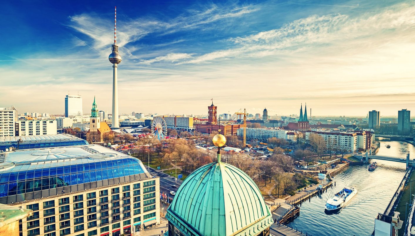 header picture of tour Amsterdam, Berlin and Prague GO