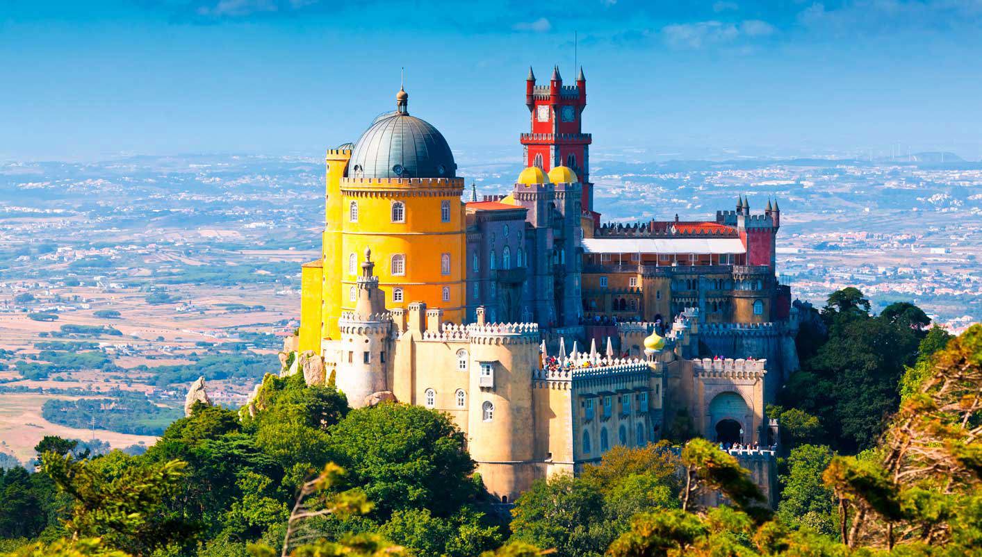 header picture of tour Madrid, Andalusia, Morocco and Lisbon